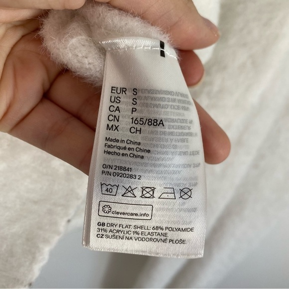 H&M Longsleeve Fuzzy Soft Squareneck Sweater w Puffy Sleeves in White • S Small - Picture 6 of 6